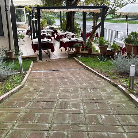 Fosca Umbra منزل ريفي *