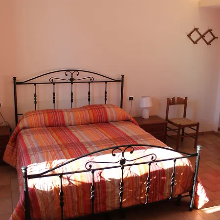 Fosca Umbra منزل ريفي *