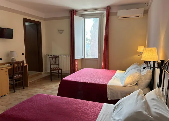 Fosca Umbra نارني